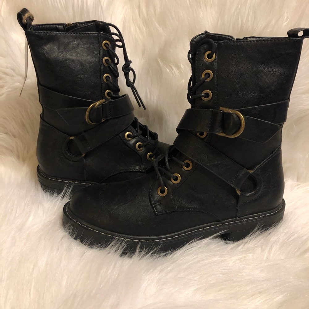 Women’s black combat boots from Seven7 - Picture 4 of 7